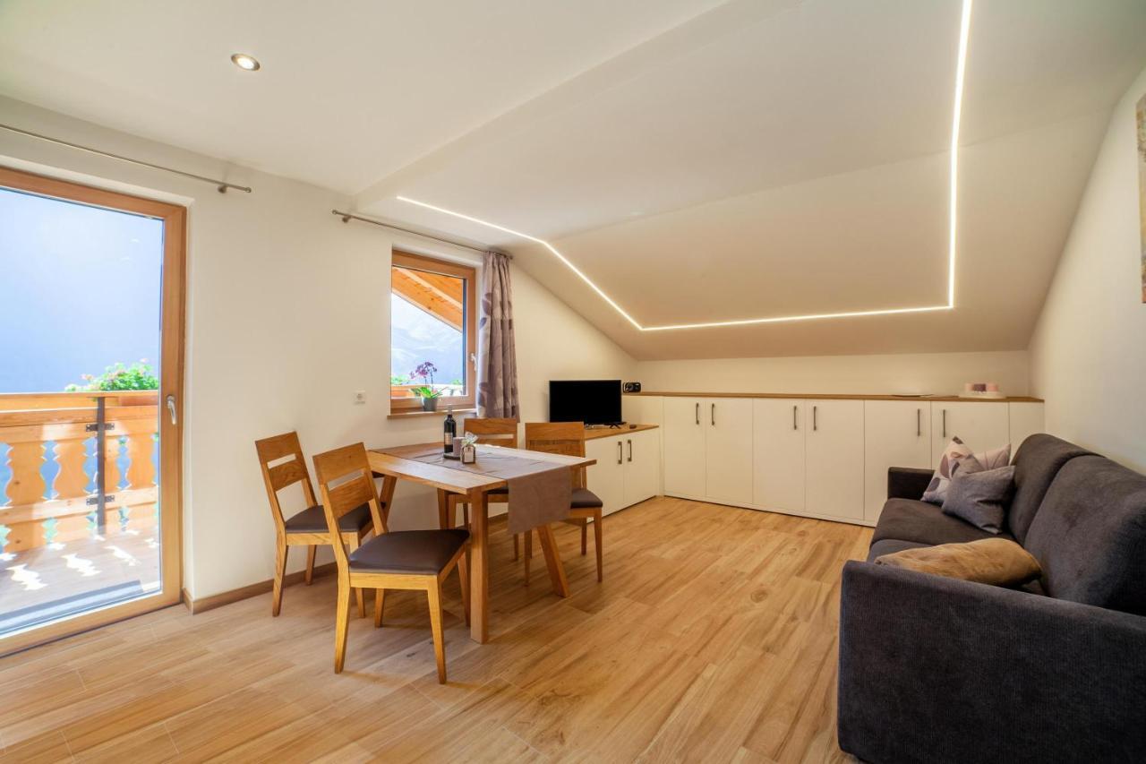 Innergasserhof Ferienwohnung Edelweiss San Martino di Castrozza Eksteriør billede