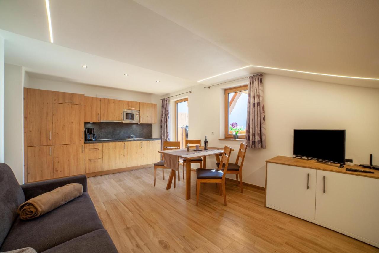 Innergasserhof Ferienwohnung Edelweiss San Martino di Castrozza Eksteriør billede